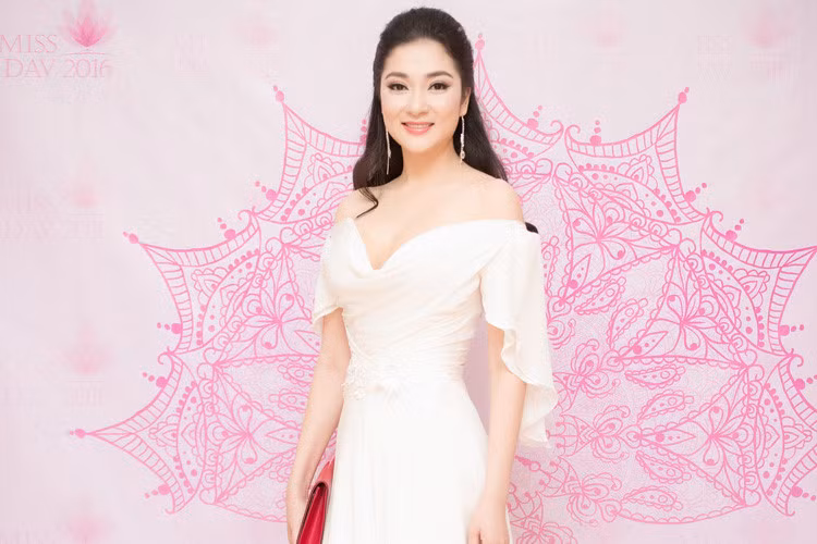 Những năm gần đây, Nguyễn Thị Huyền ít tham gia sự kiện giải trí. Ảnh: Lê Chí Linh