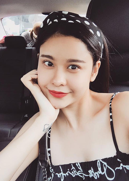 Trương Quỳnh Anh tươi tắn ở đời thường.