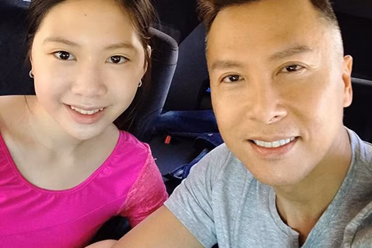 Xinh đẹp, giỏi giang, Jasmine là niềm tự hào của vợ chồng Chân Tử Đan. Ảnh: FBNV