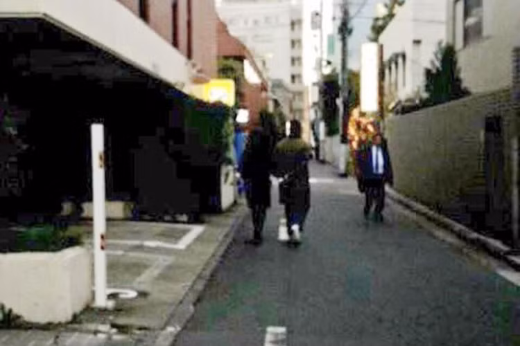 Song Joong Ki từng đưa bà xã trở lại Nhật Bản để nghỉ dưỡng. Tại đây, cách đây một năm, anh đã cầu hôn vợ.