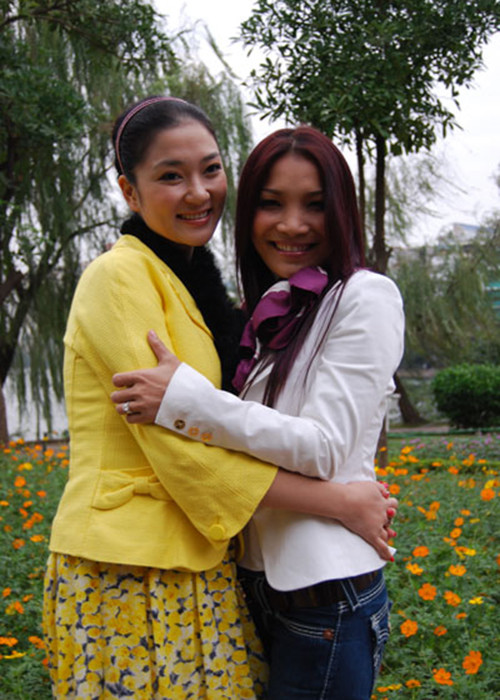 Năm 2004, Hoa hậu Nguyễn Thị Huyền đại diện Việt Nam dự thi Hoa hậu Thế giới và lọt top 15 chung cuộc. Ảnh: Buudienvietnam