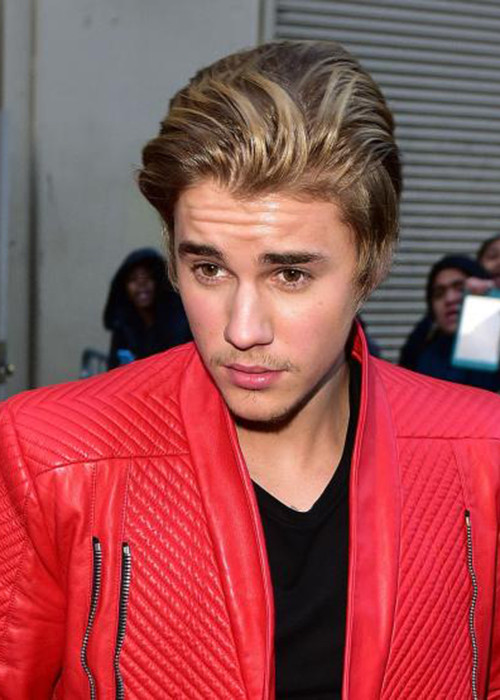 Khi đi hát trở lại, nam ca sĩ tuổi Tuất này gặt hái không ít thành công với loạt bản hit: "What do you mean?", "Purpose", "Sorry", "Love yourself".