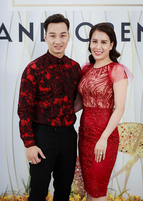 Từng qua một lần đò, MC Thành Trung kết hôn với Ngọc Hương vào tháng 3/2017.