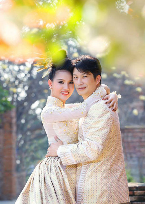 Bebe Phạm và Dustin Nguyễn luôn dành lời có cánh cho nhau trước báo chí truyền thông.