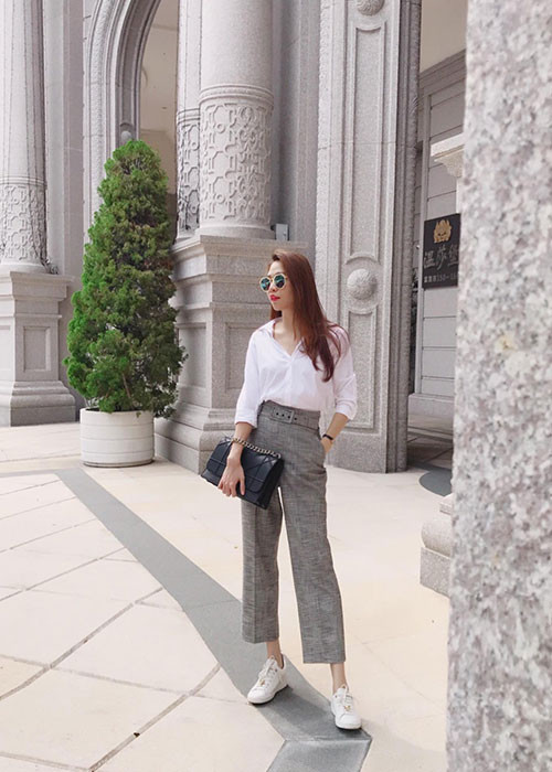 Bạn gái của Cường Đô la sở hữu tủ đồ hàng hiệu đắt đỏ và lạ mắt.