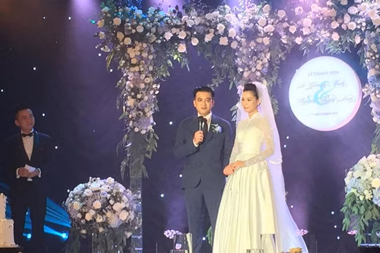 Quang Minh giữ kín thông tin, hình ảnh về đám cưới với Linh Lê và đến nay chưa từng tâm sự về nửa kia của mình. Ảnh: Zing