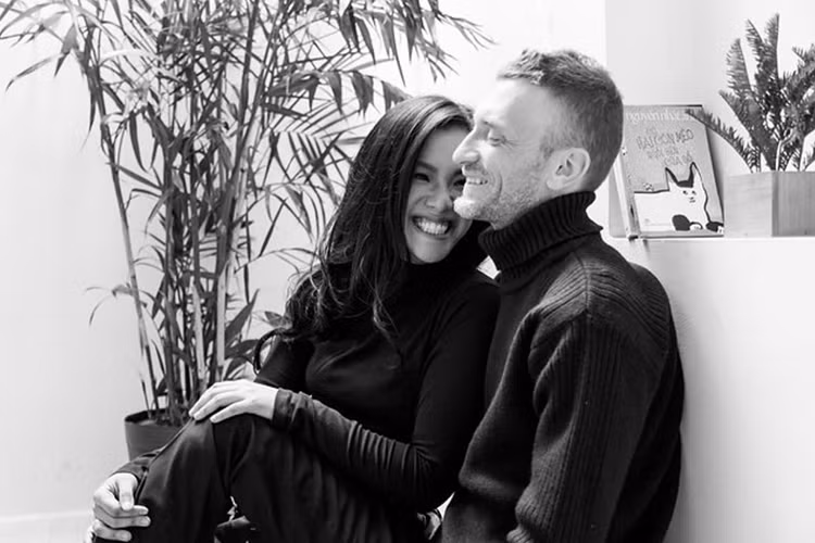 Sao Việt Phương Vy Idol nhắn nhủ ông xã: “Không hứa hẹn mãi mãi, chỉ cố gắng mỗi ngày cùng nhau là một ngày bình yên”.