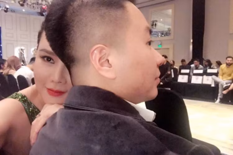 Cuối năm 2017, Dương Yến Ngọc công khai bạn trai mới. Dù từ chối chia sẻ những thông tin của bạn trai nhưng có vẻ như cô đang tận hưởng một cuộc sống hạnh phúc viên mãn. Được biết, bạn trai chính là chỗ dựa tinh thần vững chắc để cô vượt qua những khó khăn trong công việc và cuộc sống.