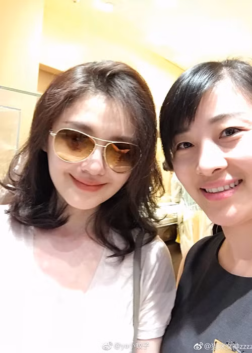 Đại S (Từ Hy Viên) hiện có tổ ấm hạnh phúc bên ông xã doanh nhân Uông Tiểu Phi và 2 nhóc tì: một trai, một gái. Ảnh: Weibo