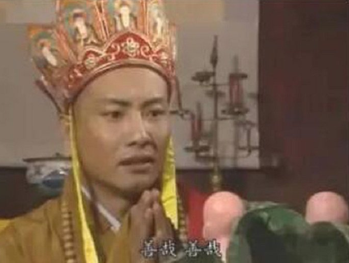 Người nào có phúc ngửi một hơi sẽ sống 367 tuổi, ăn được một quả sẽ thọ tới bốn vạn bảy ngàn năm".