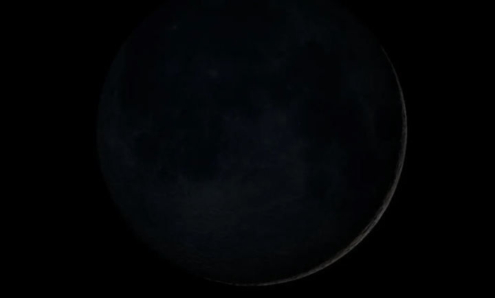 Có hai định nghĩa về Mặt trăng đen. Thứ nhất là lần trăng non thứ hai trong một tháng hoặc. Thứ hai là trăng non thứ 3 trong một mùa có có 4 trăng non. Khi xảy ra hiện tượng này, Mặt trăng sẽ tối đến nỗi không nhìn thấy được vì không được mặt trời chiếu sáng. Vài ngày sau đó, bạn mới thấy một mảnh trăng bạc hình lưỡi liềm trên bầu trời.