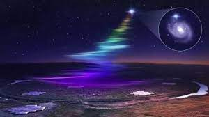 Để bắt được tín hiệu không tưởng này, nhóm khoa học gia đứng đầu bởi nhà vũ trụ học Arnab Chakaborty từ Trường Đại học McGill (Canada) và nhà vật lý thiên văn Nirupam Roy từ Viện Khoa học Ấn Độ đã sử dụng phương pháp quan sát đặc biệt, trong đó một thiên hà khác được dùng như thấu kính hấp dẫn.