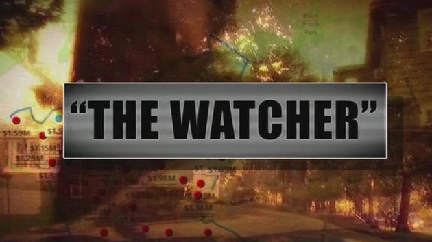  2. Những kẻ rình rập: Thật rùng rợn khi đây là câu chuyện đáng sợ có thật. Sau khi bỏ ra số tiền là $1.300.000 để có được ngôi nhà mơ ước, một gia đình ở New Jersey (Mỹ) bắt đầu nhận được mối đe dọa giết người đáng sợ từ người tự nhận mình là "The Watcher". Kể từ khi chuyển ở, các chủ sở hữu cho biết họ đã nhận được nhiều lá thư từ một người bí ẩn.