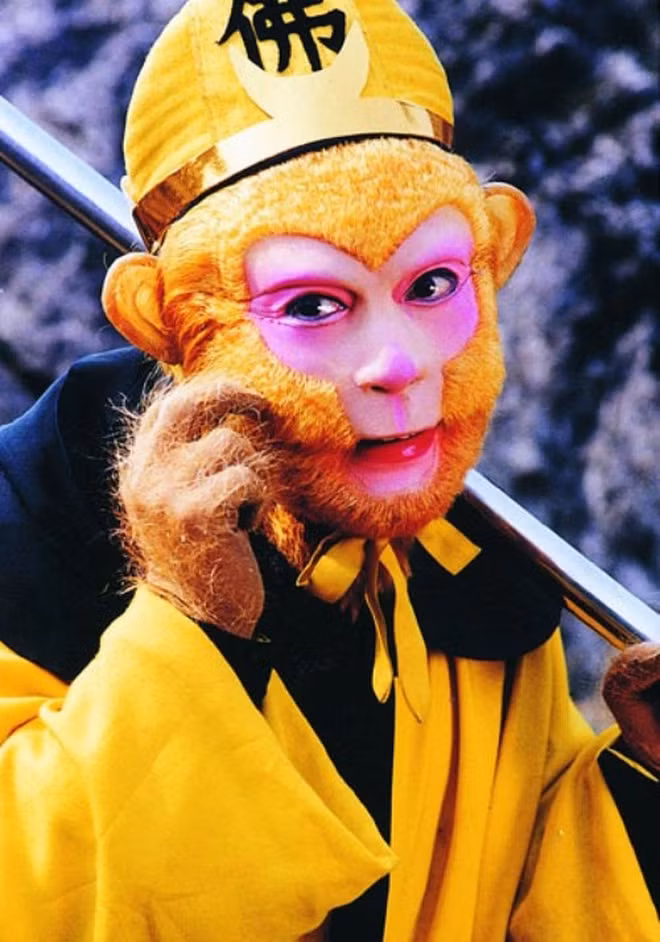 3. Tri Thì: Có thể tự biết được thời gian giống như có mang theo đồng hồ. Phép Tri Thì giúp Tôn Ngộ Không có thể biết được thời gian chính xác mà không cần theo dõi bất cứ thứ gì.