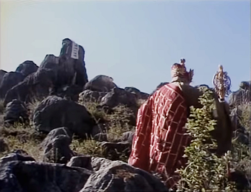 Om Mani Padme Hum là một thần chú rất được yêu thích trong Phật giáo, và thường được dịch là “Viên ngọc trong hoa sen". Đọc thần chú này mang lại nhiều công đức và thanh lọc.