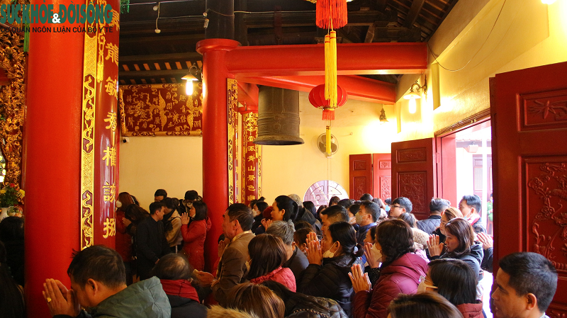 “Bien nguoi” toi cau tai loc dau nam tai phu Tay Ho-Hinh-4