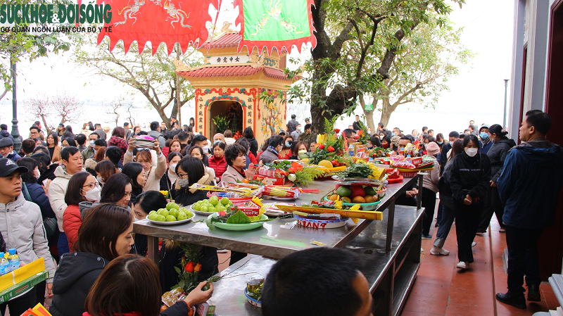 “Bien nguoi” toi cau tai loc dau nam tai phu Tay Ho-Hinh-7