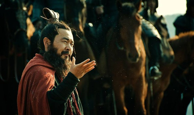 Vào năm Kiến An thứ sáu, tức năm 201, Tào Tháo, đang giữ chức Tư không (một chức quan trong triều đình nhà Hán), đã mời Tư Mã Ý phục vụ trong phủ của mình. Tuy nhiên, Tư Mã Ý đã không đồng ý.