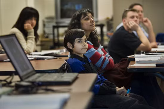  3. Tanishq Matthew Abraham: Tanishq Matthew Abraham khi 4 tuổi, là một trong những thành viên trẻ nhất của Mensa, một tổ chức quốc tế bao gồm những người sở hữu chỉ số IQ cao nhất thế giới.