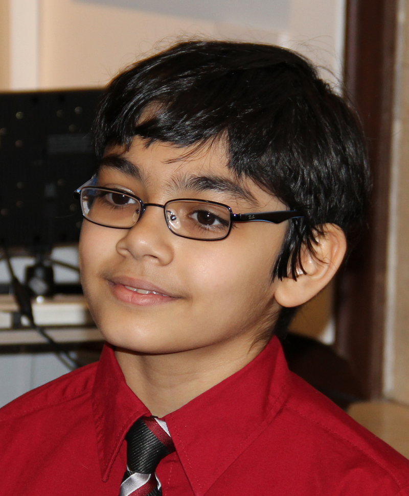 Sáu tuổi, Tanishq duy trì điểm trung bình các môn là 4.0 trong tất cả các khoá học đại học và là một trong những người trẻ tuổi nhất được giới thiệu vào hiệp hội Phi Theta Kappa Honor Society. Ngoài ra, cậu còn xuất bản các bài tiểu luận khoa học về nghiên cứu mặt trăng trên trang web của NASA.