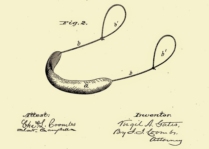 Thiết kế của dụng cụ này vô cùng đơn giản, chỉ gồm một vành đai nhỏ để nhét ria mép vào trong và 2 dây đai để đeo vào tai (giống như đeo khẩu trang). Chỉ cần đeo dụng cụ này phía trên môi, những người đàn ông thích để ria mép sẽ đỡ bị “vướng víu” trong lúc ăn. Thế nhưng dụng cụ này lại “mất điểm” về mặt thẩm mỹ.