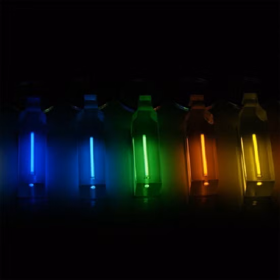  8. Tritium - 30.000 USD/gram: Tritium là phóng xạ đồng vị của hydro, hình thành nhờ các tia trong vũ trụ hoặc trong quá trình phản ứng tổng hợp hạt nhân. Các nhà khoa học thường sử dụng nó trong các lò phản ứng nhiệt hạch và máy phát neutron. Tritium không thể xâm nhập qua lớp biểu bì của con người nhưng sẽ gây nguy hiểm nếu tiếp xúc qua đường hô hấp hoặc tiêu hóa.