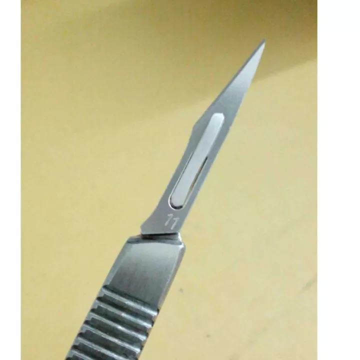 Lớp phủ này cũng có thể được dùng cho dụng cụ y tế như dao mổ.