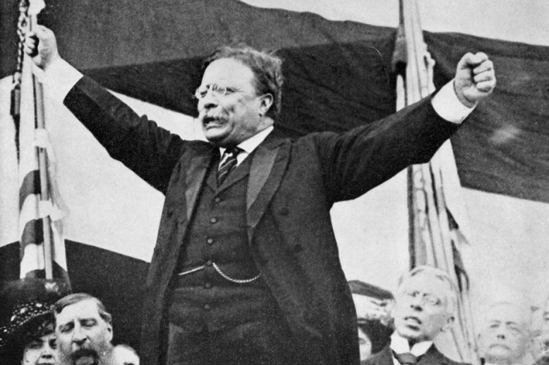 Sau khi kết thúc sự kiện ông mới tới bênh viện để lấy viên đạn ra khỏi người mình.