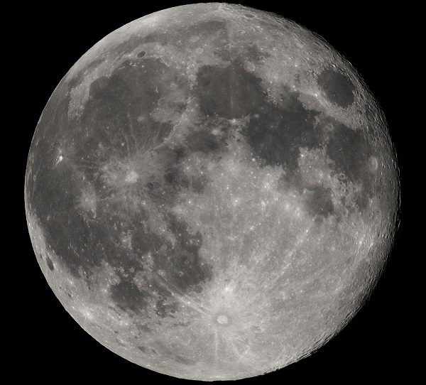 Một loại vitrophyric giàu titan có thể đại diện cho một loại bazan Mặt Trăng mới; loại thứ hai là mảnh vụn anorthosite magie đại diện cho một thành phần quan trọng nhưng chưa từng biết của lớp gần vỏ của Mặt Trăng; loại cuối cùng là kính pyroclastic ghi đấu một vụ phun trào núi lửa độc đáo.