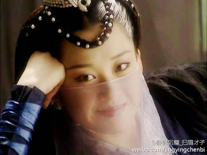 My nhan nao trong truyen Kim Dung khi che mat van dep hut hon?