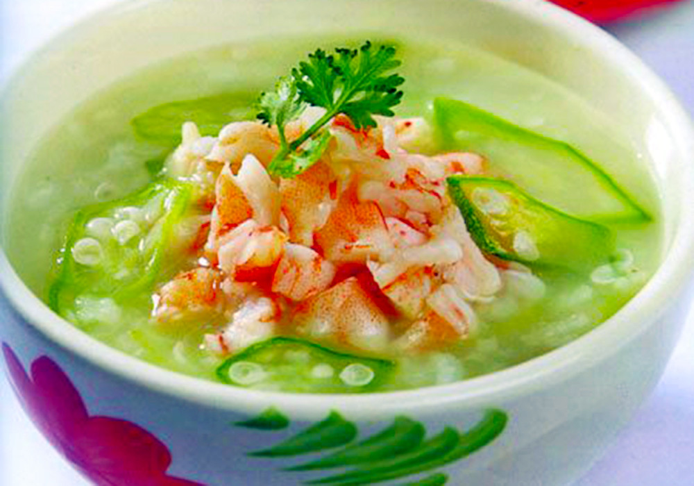 Đó là phần đầu tôm, phải bỏ hẳn đầu tôm khi nấu ăn vì tôm càng có khả năng tích tụ các kim loại nặng như chì, cadimi nhất định trong môi trường sống, đầu tôm chứa hệ thống tiêu hóa và bài tiết, là nơi hấp thụ và xử lý chất độc, tích trữ kim loại nặng, đồng thời cũng là nơi phát sinh mầm bệnh và ký sinh trùng dễ tích tụ. Vì vậy, nhất định phải bỏ hẳn đầu tôm khi ăn.