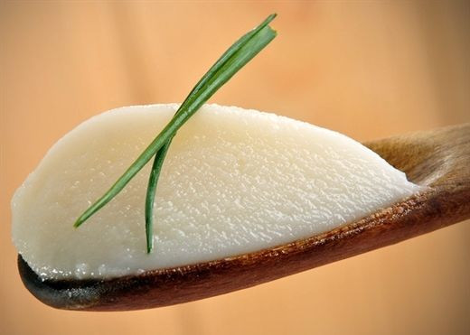 Tuy vậy, để rán được một thau mỡ trắng, thơm và ngon thì không phải ai cũng biết cách. Theo các đầu bếp chuyên nghiệp, đó là vì mọi người chưa nắm được bí quyết rán mỡ mà thôi.