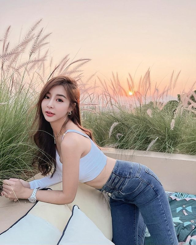 Khí chất của Rita thực sự không hề thua kém bất cứ hot girl nổi tiếng nào. Cô nàng cũng được mệnh danh là một trong những nữ tiếp viên hàng không xinh đẹp nhất Đài Loan.