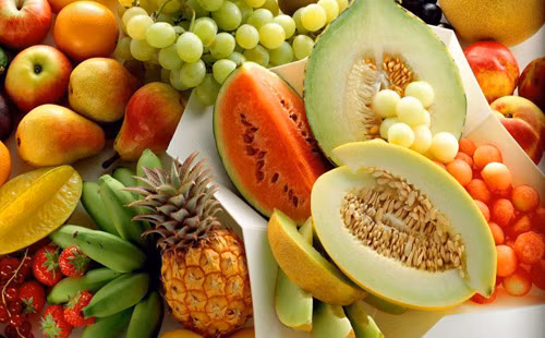 Mùa hè oi nóng, có rất nhiều loại trái cây thơm ngon. Trái cây cũng luôn được công nhận là một loại thực phẩm tốt cho sức khỏe, tuy nhiên, không phải cứ ăn nhiều hoa quả thì sẽ tốt, một số người có sức khỏe không tốt nên tránh ăn một số loại hoa quả, nếu không sẽ gây hại cho cơ quan nội tạng.