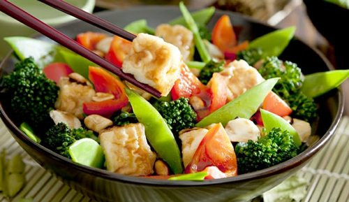 An chay truong nhung gan nhiem mo, bac si tiet lo nguyen nhan