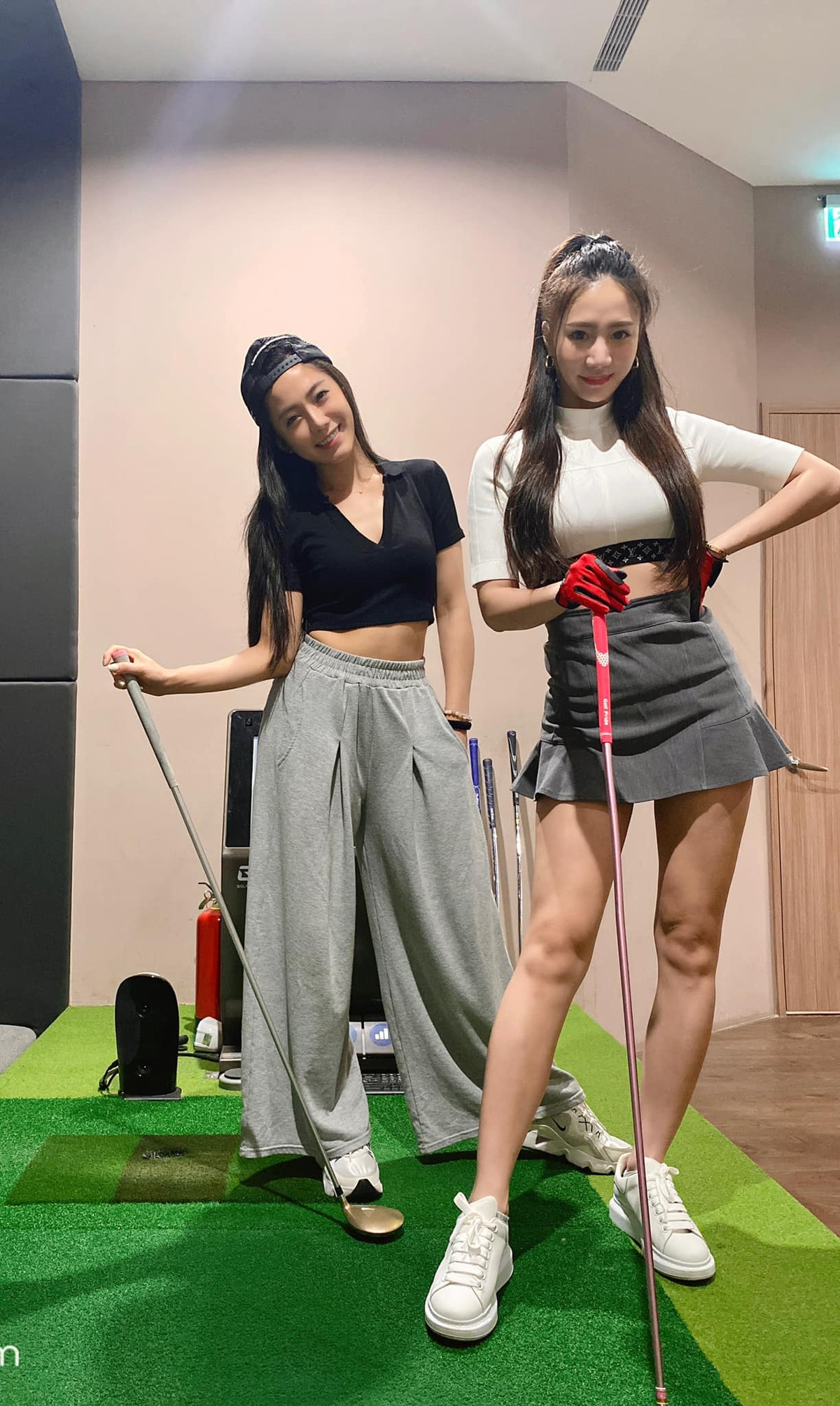 Trải qua nhiều khúc mắc trong hôn nhân, Lâm Thải Đề mới đây đã ly hôn và trở thành mẹ đơn thân. May mắn thay sau khi ly hôn, Lâm Thải Đề vẫn nhận được sự ủng hộ từ người hâm mộ sau khi độc thân trở lại.