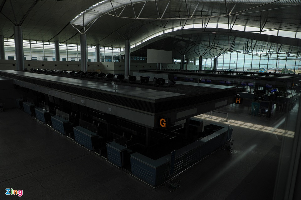 Đa số quầy làm thủ tục của ga quốc tế đã ngừng hoạt động.