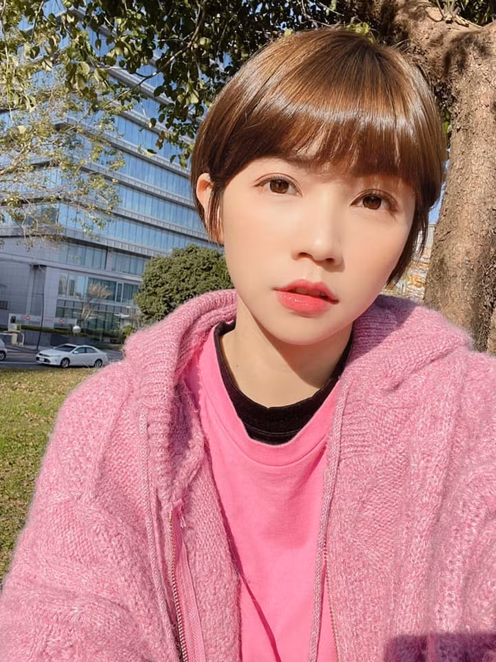 Nhìn vào gương mặt này, làn da này, thần thái này, không ai có thể tin Tăng Trí Hi sinh năm 1989.