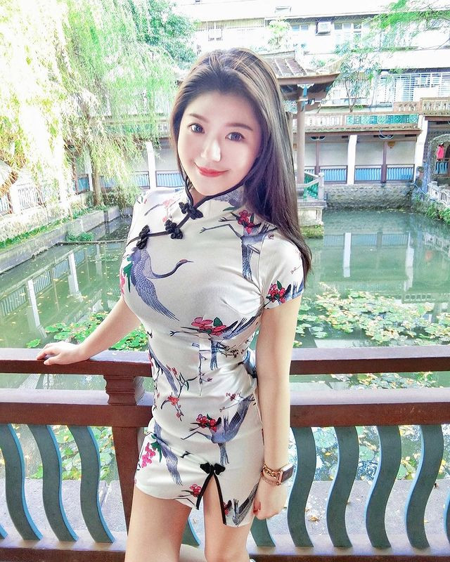 Mới đây, khi đợt phong tỏa, giãn cách ở Đài Loan được kéo dài đến ngày 26/7, Judy đã tung hàng loạt ảnh gợi cảm ngay cả khi ở nhà.