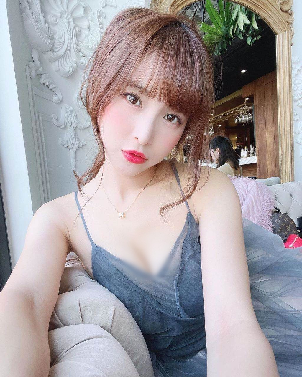 Cô nàng có tới hơn 500.000 người hâm mộ chỉ tính riêng trên trang Instagram cá nhân.