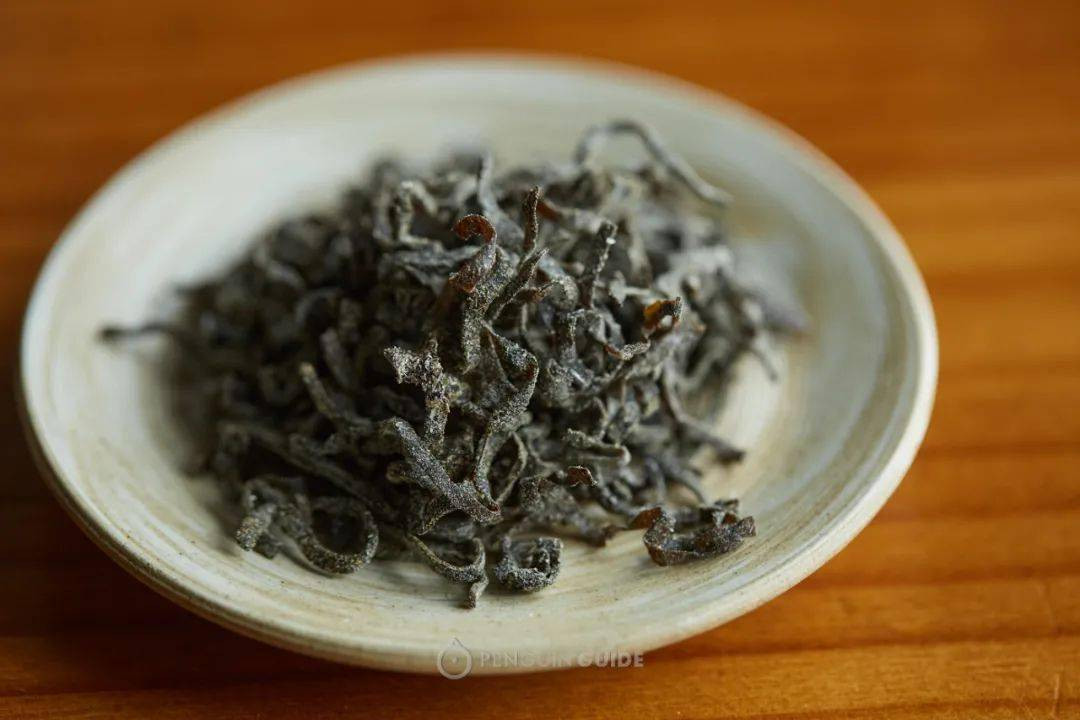 Tảo bẹ muối Nhật Bản hiện có bán ở đa số các siêu thị lớn ở Việt Nam.