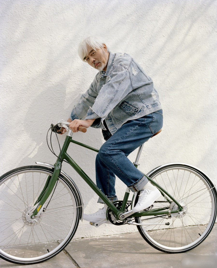 Nam diễn viên cũng có nhiều bức ảnh đẹp lung linh, đến mức nhiều sao nam còn phải thán phục.