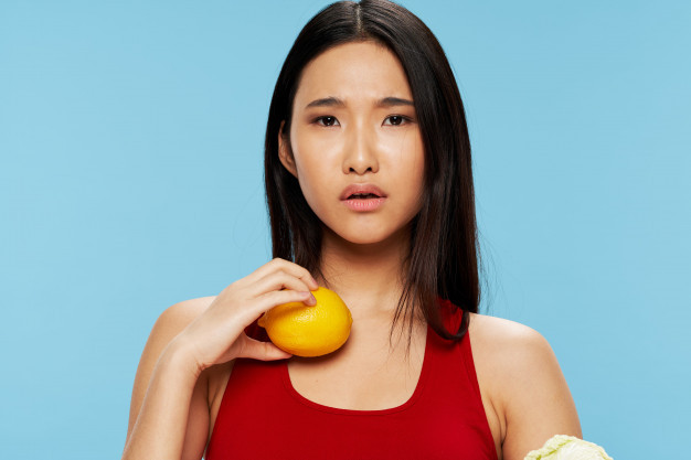 Vì vậy, việc giảm cân cần được thực hiện một cách khoa học, việc ăn kiêng để giảm cân không phải là một cách tốt mà còn gây hại cho sức khỏe.