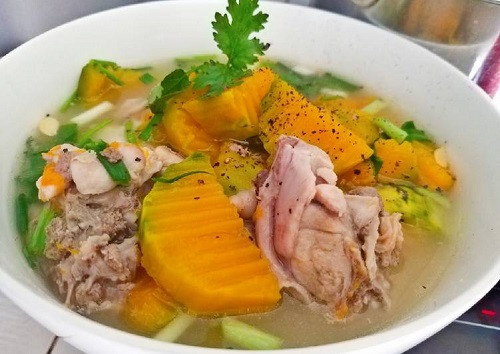 Đây được xem là loại thịt bổ dưỡng tốt nhất trong mùa hè. Nhiều người không thích ăn thịt vịt do không biết cách chế biến, hôm nay chia sẻ cho mọi người cách om vịt, vừa bổ dưỡng vừa thơm ngon.