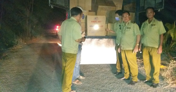 Giả danh Quản lý thị trường dọa hàng thuốc tây: Cục QLTT tỉnh An Giang có công văn gửi đến Công an tỉnh An Giang và các sở ngành phối hợp xử lý thông tin mạo danh công chức QLTT để lừa đảo, chiếm đoạt tài sản. Một số người đã mạo danh công chức QLTT gặp một số chủ tiệm thuốc tây dọa kiểm tra rồi nhận tiền của họ trong mùa dịch COVID-19.