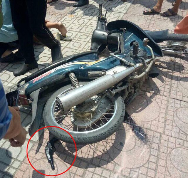 Nhận tin báo của nhân viên Ngân hàng VietinBank chi nhánh Đông Hà Nội bị một đối tượng đột nhập với ý đồ cướp ngân hàng, Công an Hà Nội đã điều động các lực lượng chức năng triển khai lực lượng đến hiện trường bắt giữ đối tượng này cùng tang vật.