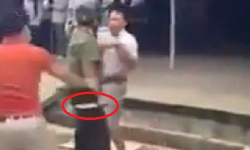 Tam dinh chi cong tac cong an rut dao dam tai xe