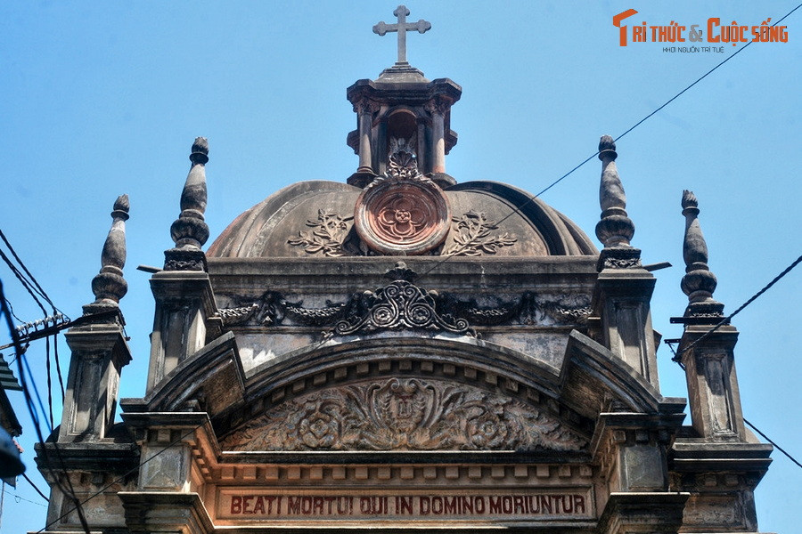 Sau nhiều thăng trầm của lịch sử, khu lăng mộ còn được gìn giữ khá tốt. Các chi tiết kiến trúc được tạo tác rất cầu kỳ, chỉn chu, cho thấy đây là khu mộ của một người có thế lực trong xã hội thời đó.