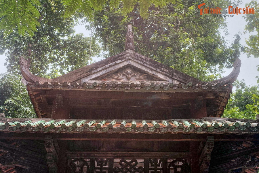 Vào năm 1945, tượng đài Canh Nông và tấm bia trong nhà bia bị kéo đổ, nhưng nhà bia vẫn được giữ lại. Với nhiều người Hà Nội, đây là một công trình kiến trúc đẹp, là nơi ghi dấu những kỷ niệm gắn với không gian xanh bên con đường đẹp bậc nhất Thủ đô.