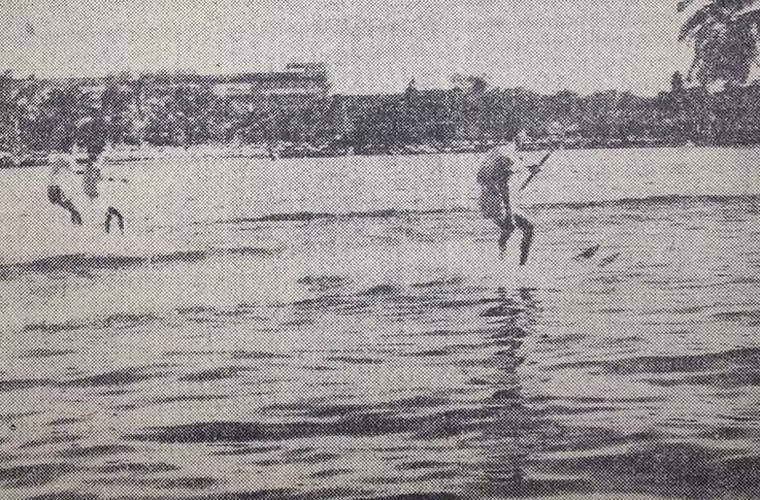 Lướt ván trên hồ, môn thể thao giải trí được biểu diễn trong lễ duyệt binh, diễu binh, diễu hành mừng chiến thắng.